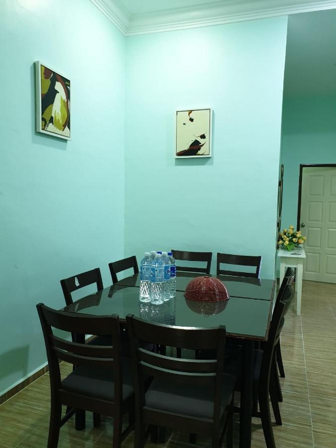 Nipah Homestay Kuala Besut Exterior photo